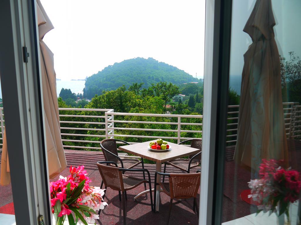 Apartments Villa Relax Petrovac na moru Exterior foto
